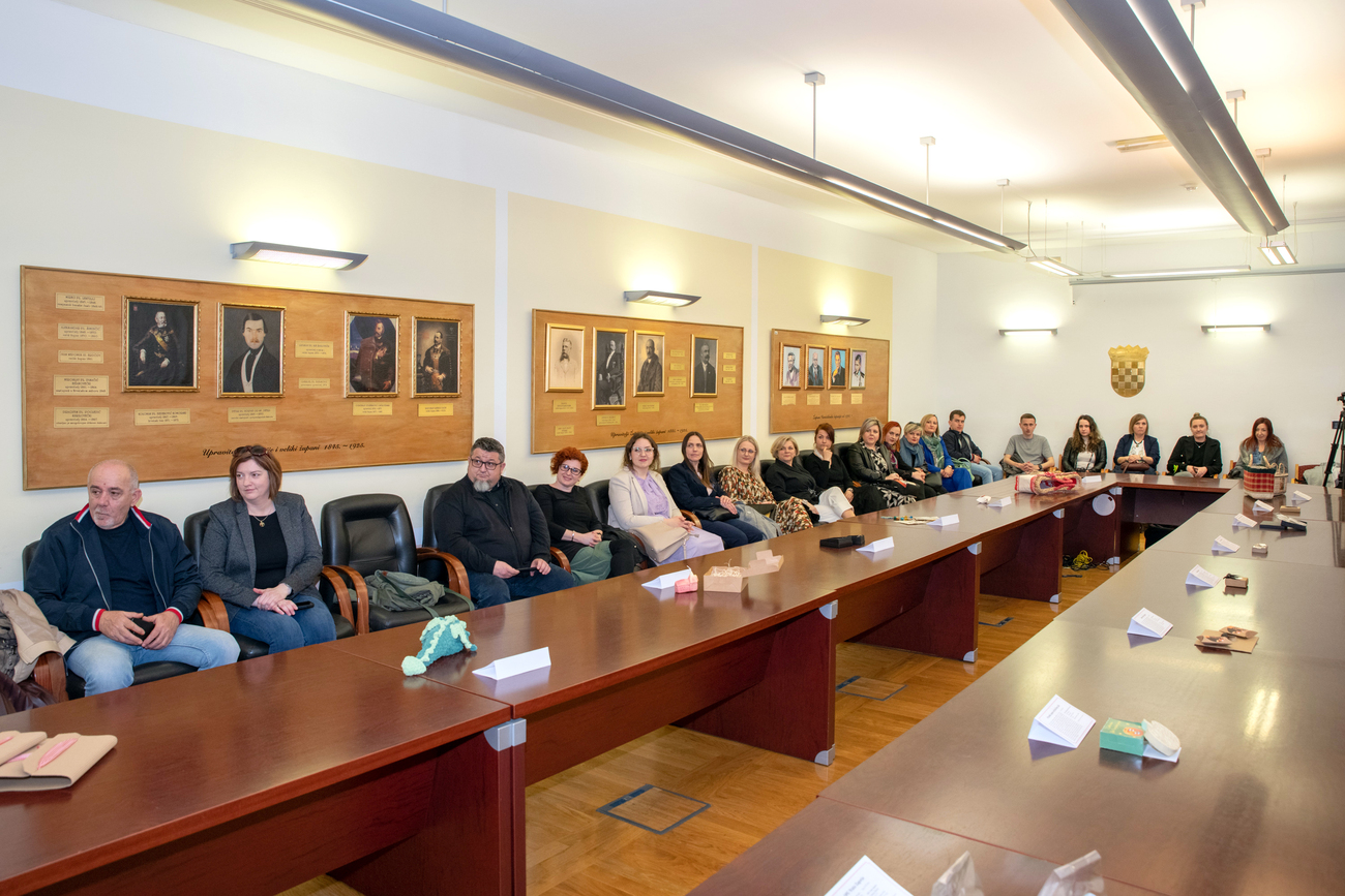 Predstavljanje_suvenira (18)