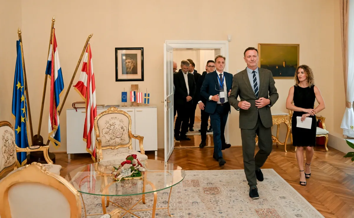 Prijem_predstavnika_odbora_za_obranu (41)
