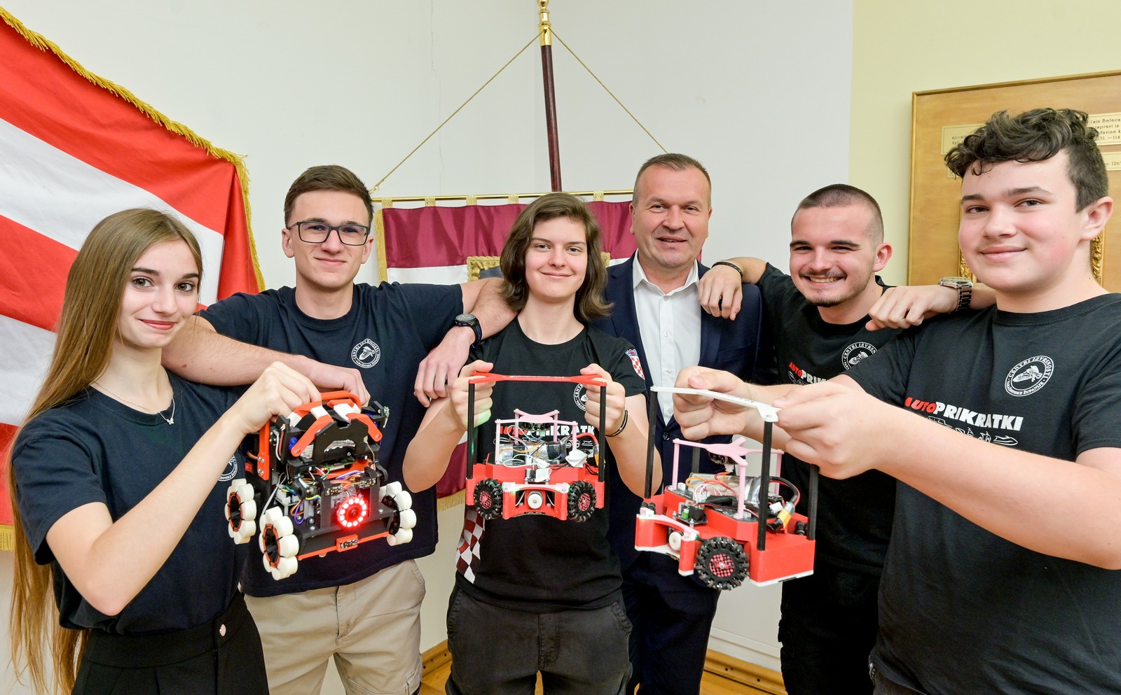 Prijem_roboticari (12) Prijem_roboticari (12)