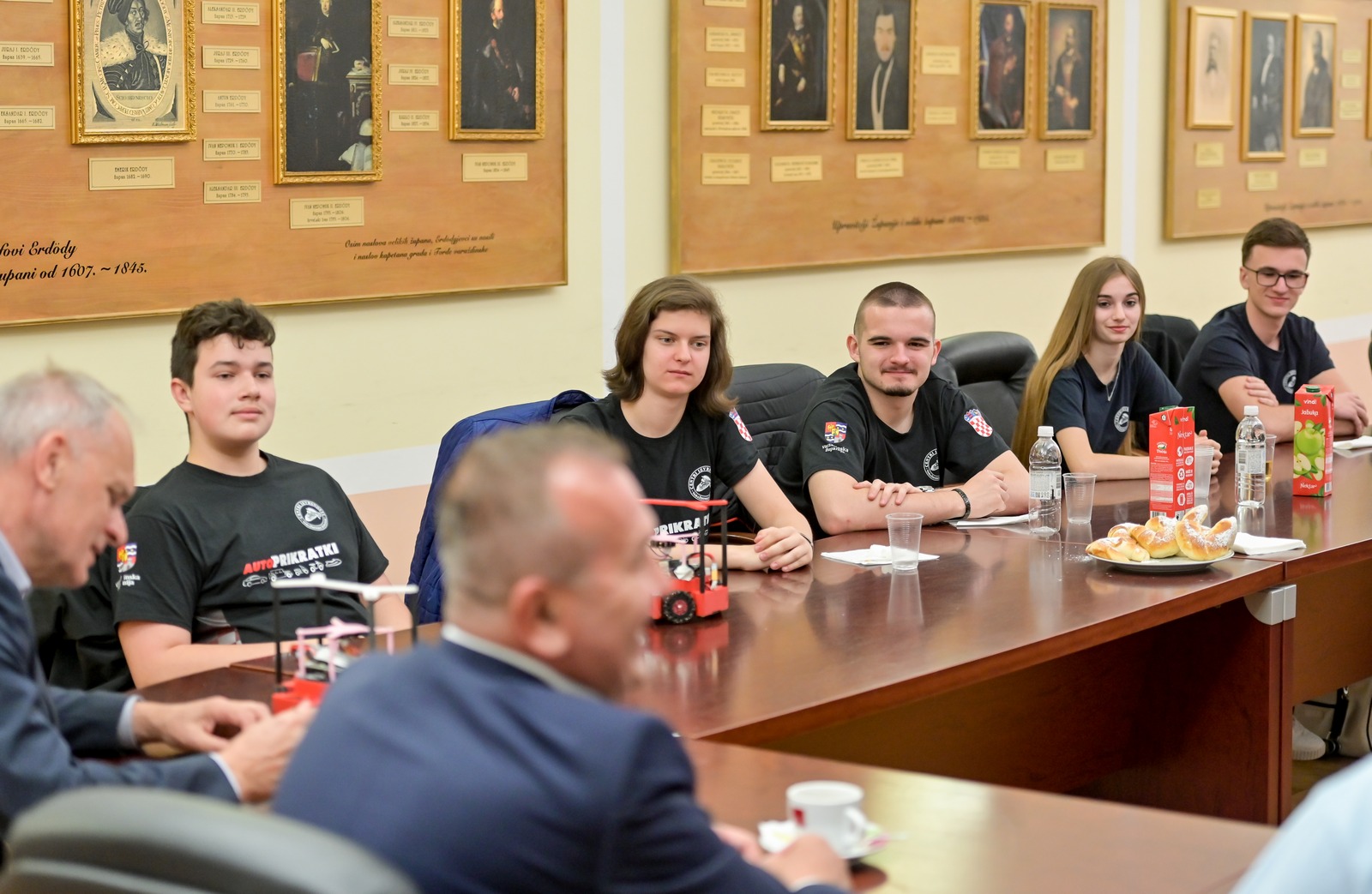 Prijem_roboticari (18) Prijem_roboticari (18)