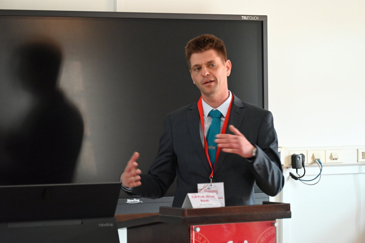 Prof. dr. sc. Jernej Belak