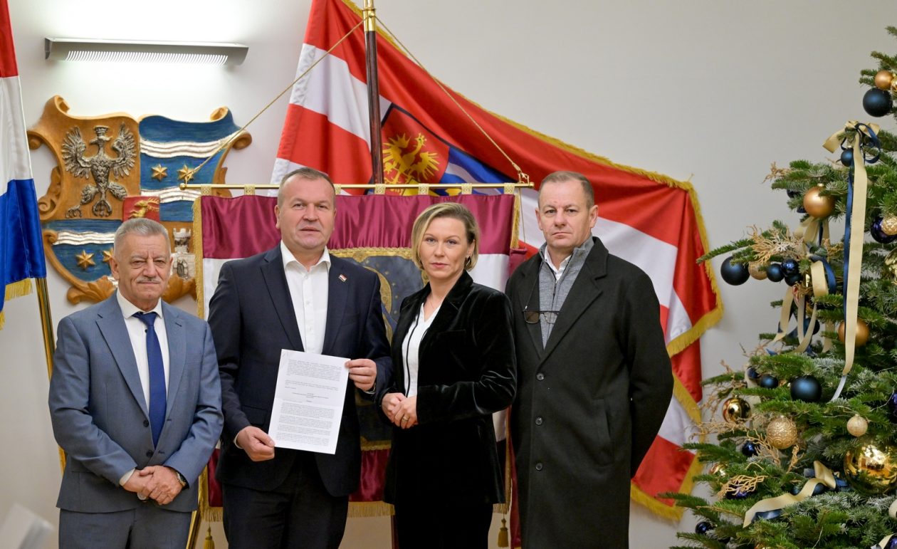 SV_Durd (1) SV_Durd (1)