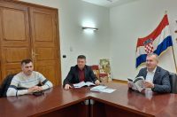 Sastanak_vinari (8) Sastanak_vinari (8)