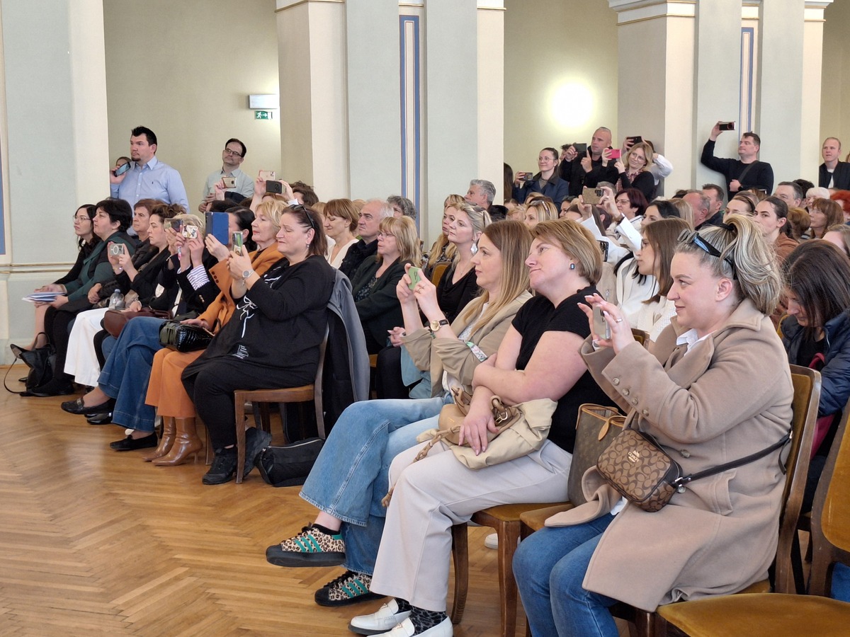 Smotra (2) Smotra (2)