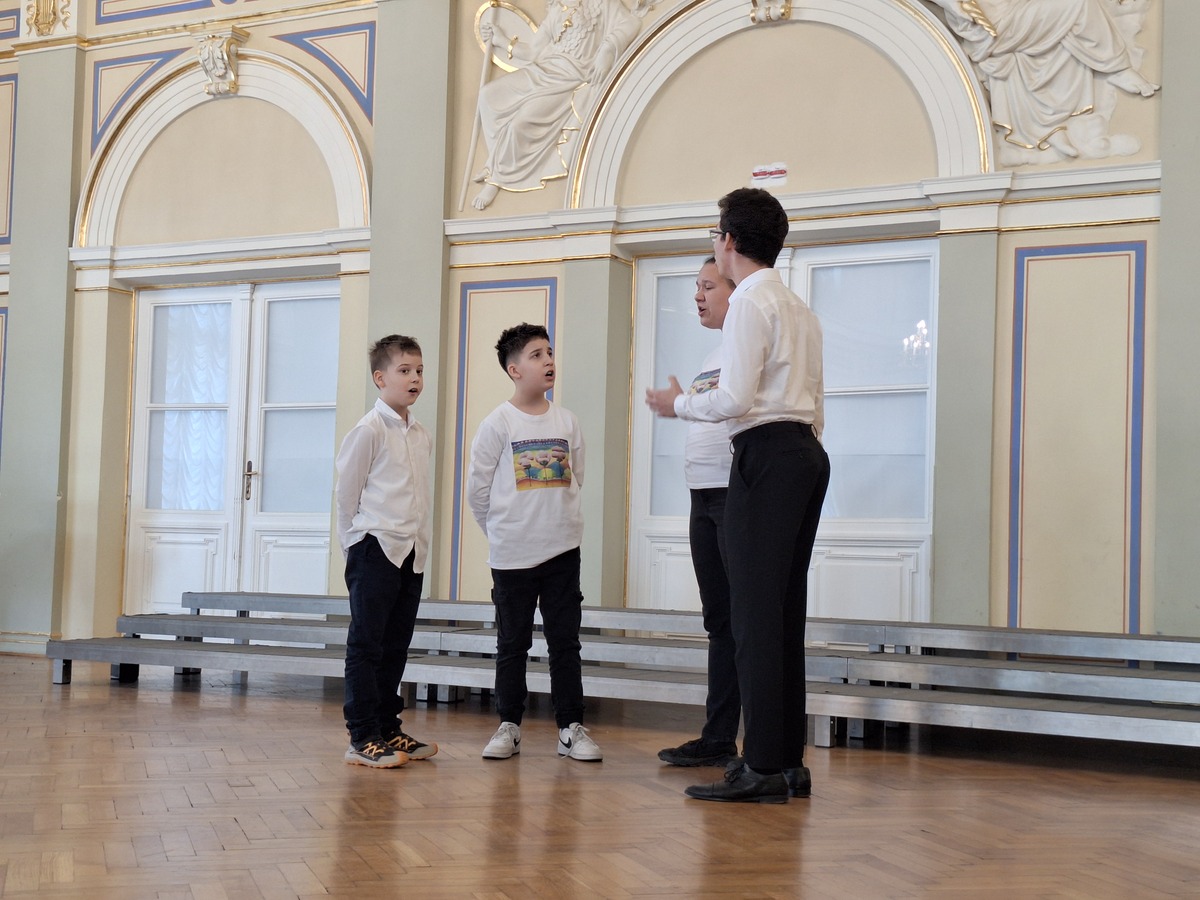 Smotra (24) Smotra (24)