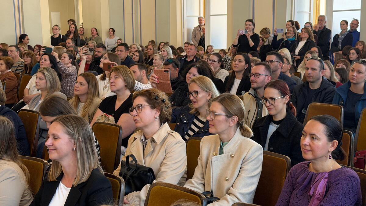 Smotra (5) Smotra (5)