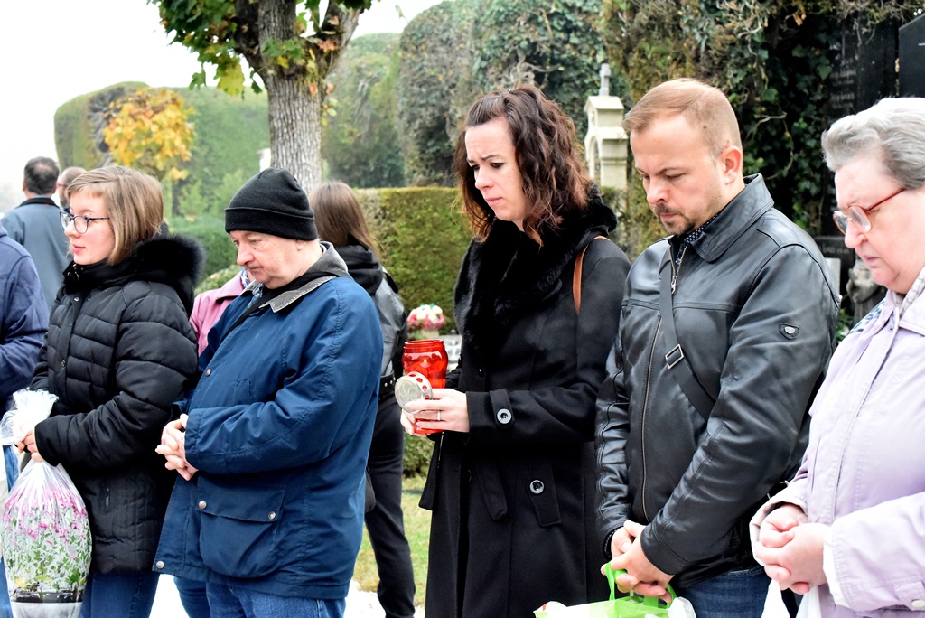 Svi sveti 2024 Varaždinski (15) Svi sveti 2024 Varaždinski (15)