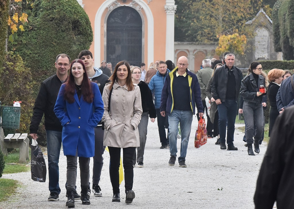 Svi sveti 2024 Varaždinski (23) Svi sveti 2024 Varaždinski (23)