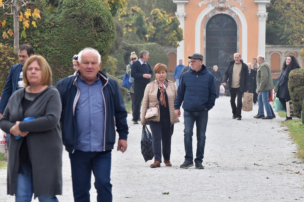 Svi sveti 2024 Varaždinski (7) Svi sveti 2024 Varaždinski (7)