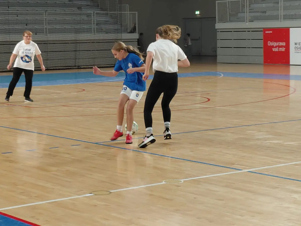 TURNIR10_1 TURNIR10_1