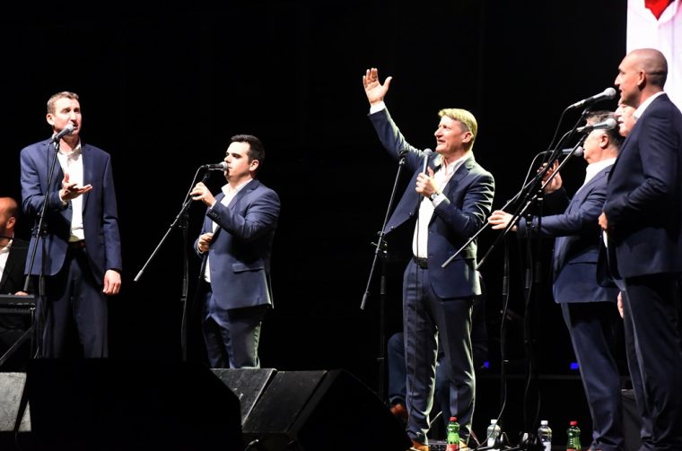 Tomislav Bralić i klapa Intrade vz hr (18)