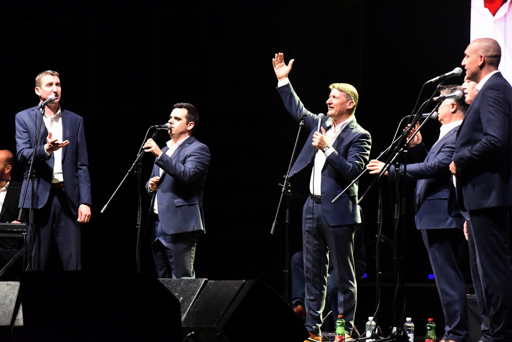 Tomislav Bralić i klapa Intrade vz hr (18)