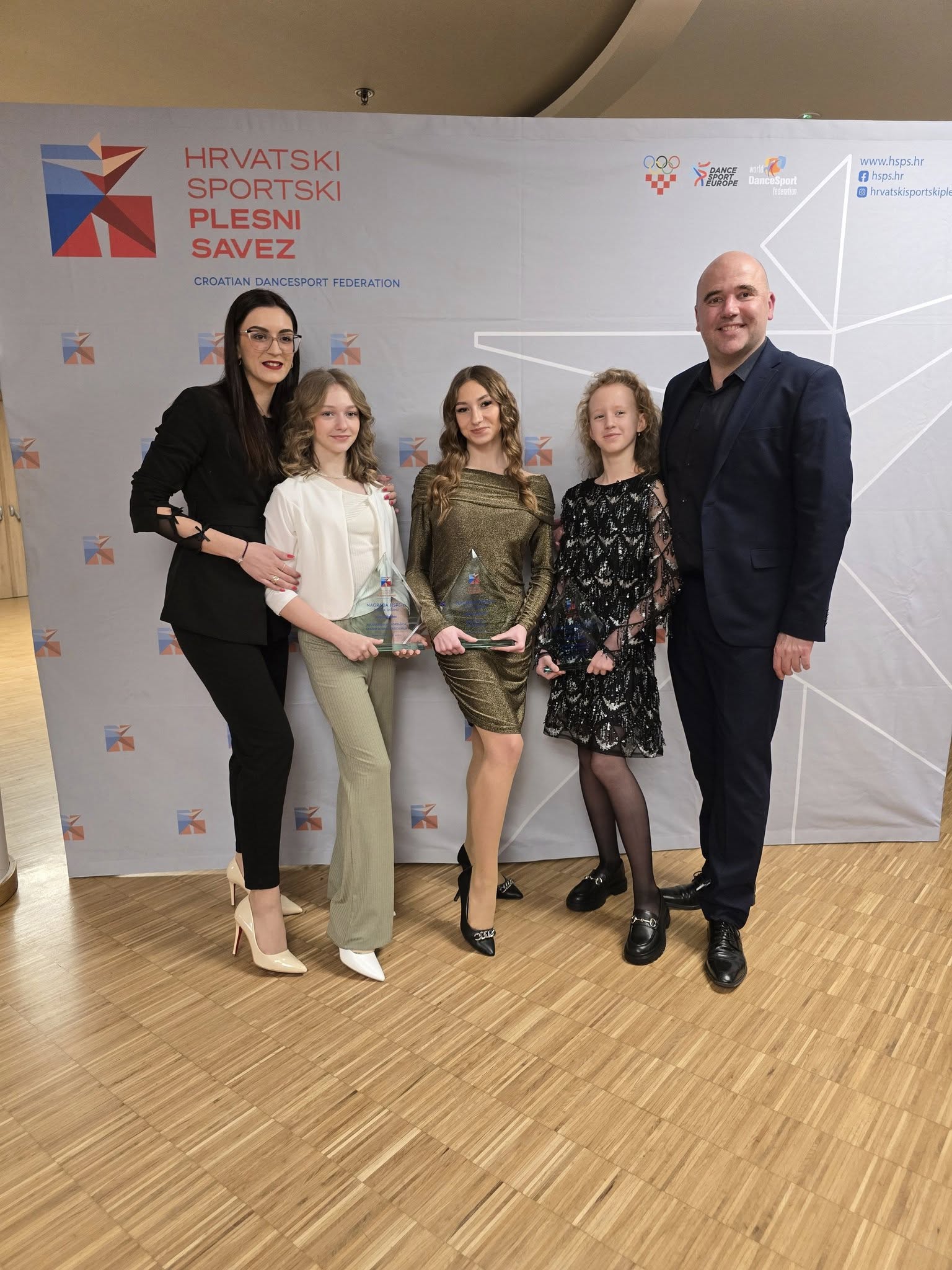 Treneri PK Takt – Iva Risek, Igor Šalamun sa Anjom-Martom-Tessom