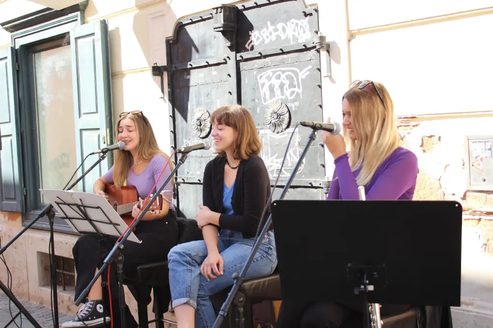 Trio Coda08 Trio Coda08