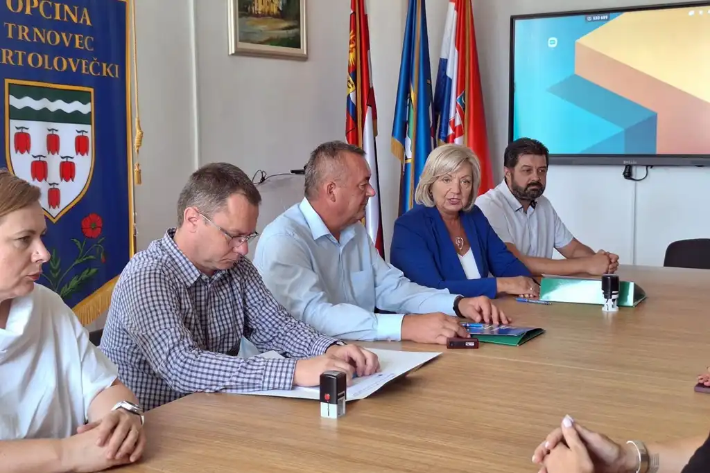 Trnovec, potpisivanje ugovora za vrtic (13)