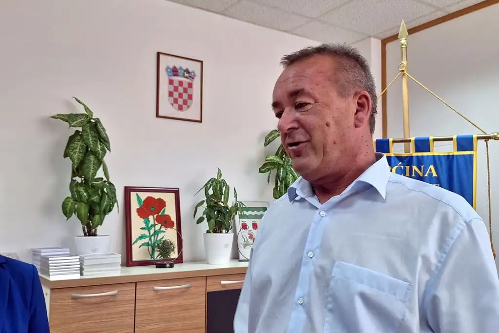 Trnovec, potpisivanje ugovora za vrtic (4)