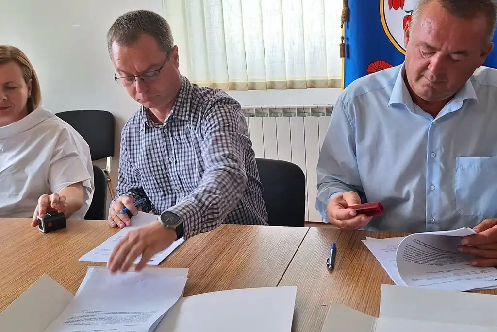 Trnovec, potpisivanje ugovora za vrtic (7)