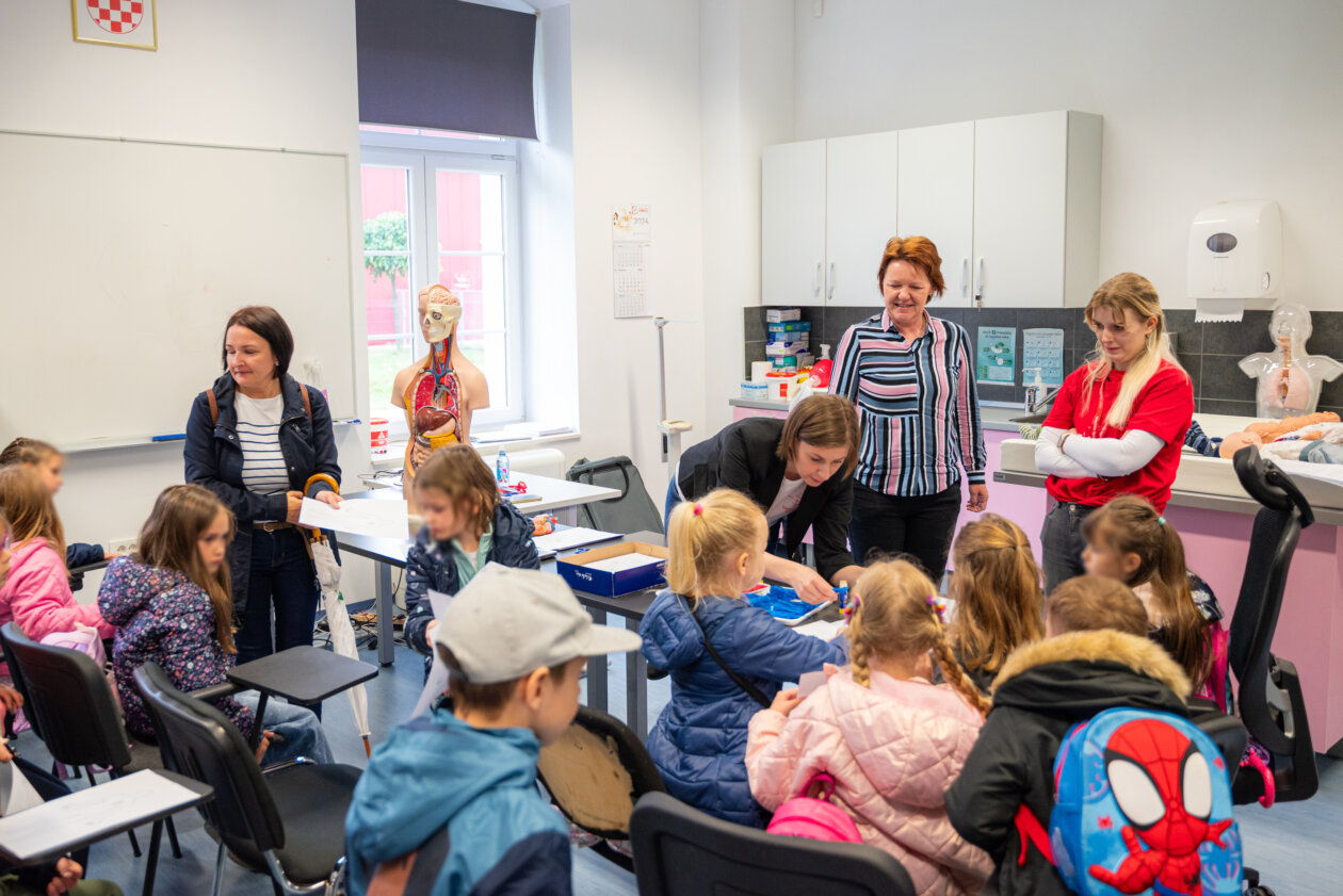 UNIN_Festival-Znanosti_2025-7