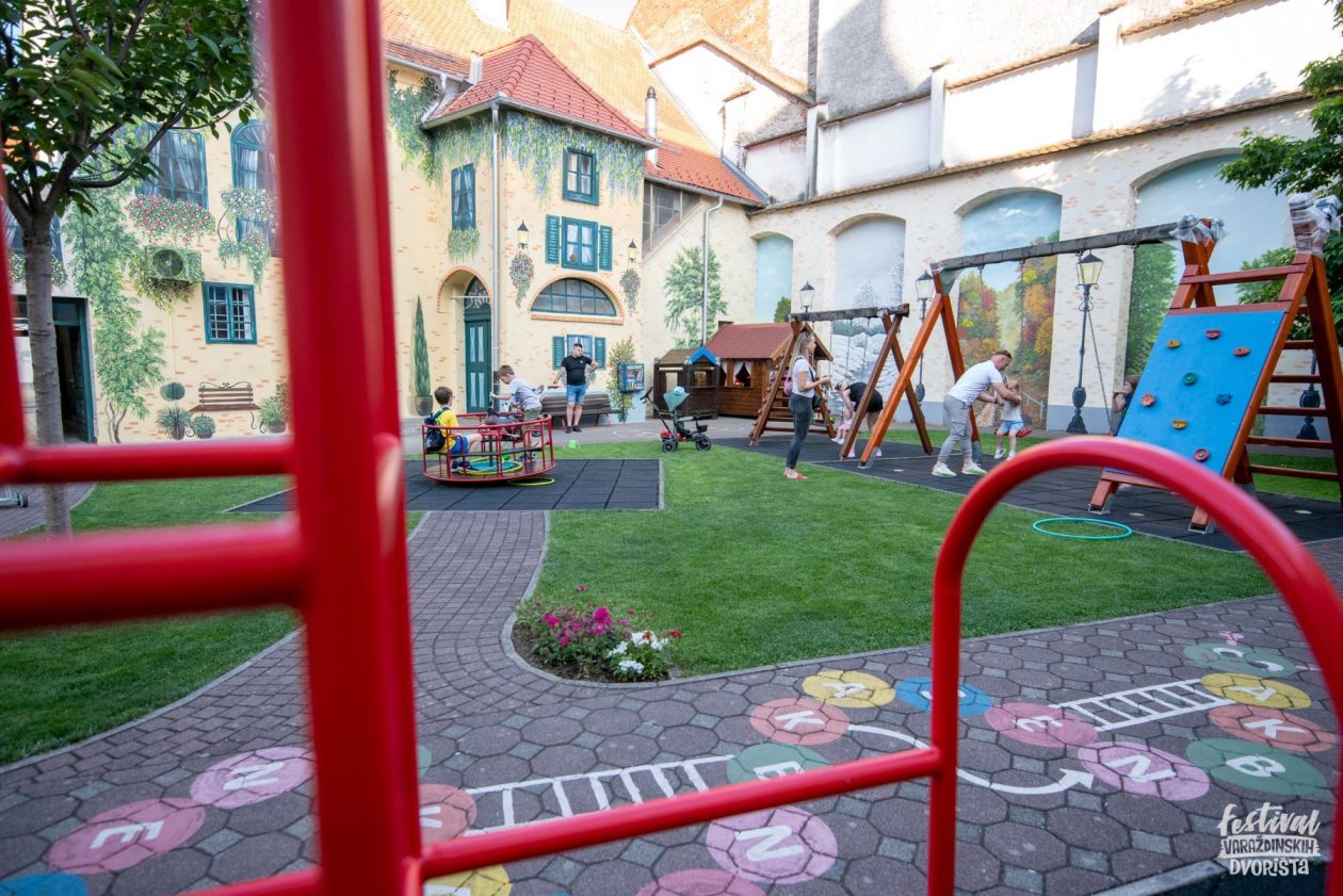 URŠULINO DVORIŠTE 1