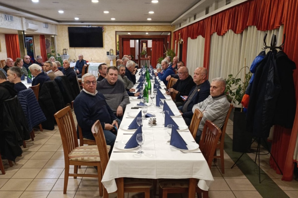 Udruga pčelara Medarica (2) Udruga pčelara Medarica (2)