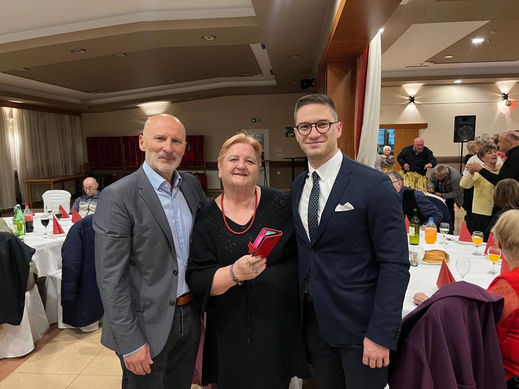 Udruga umirovljenika Grada Varaždina Grad Varaždin (4) Udruga umirovljenika Grada Varaždina Grad Varaždin (4)