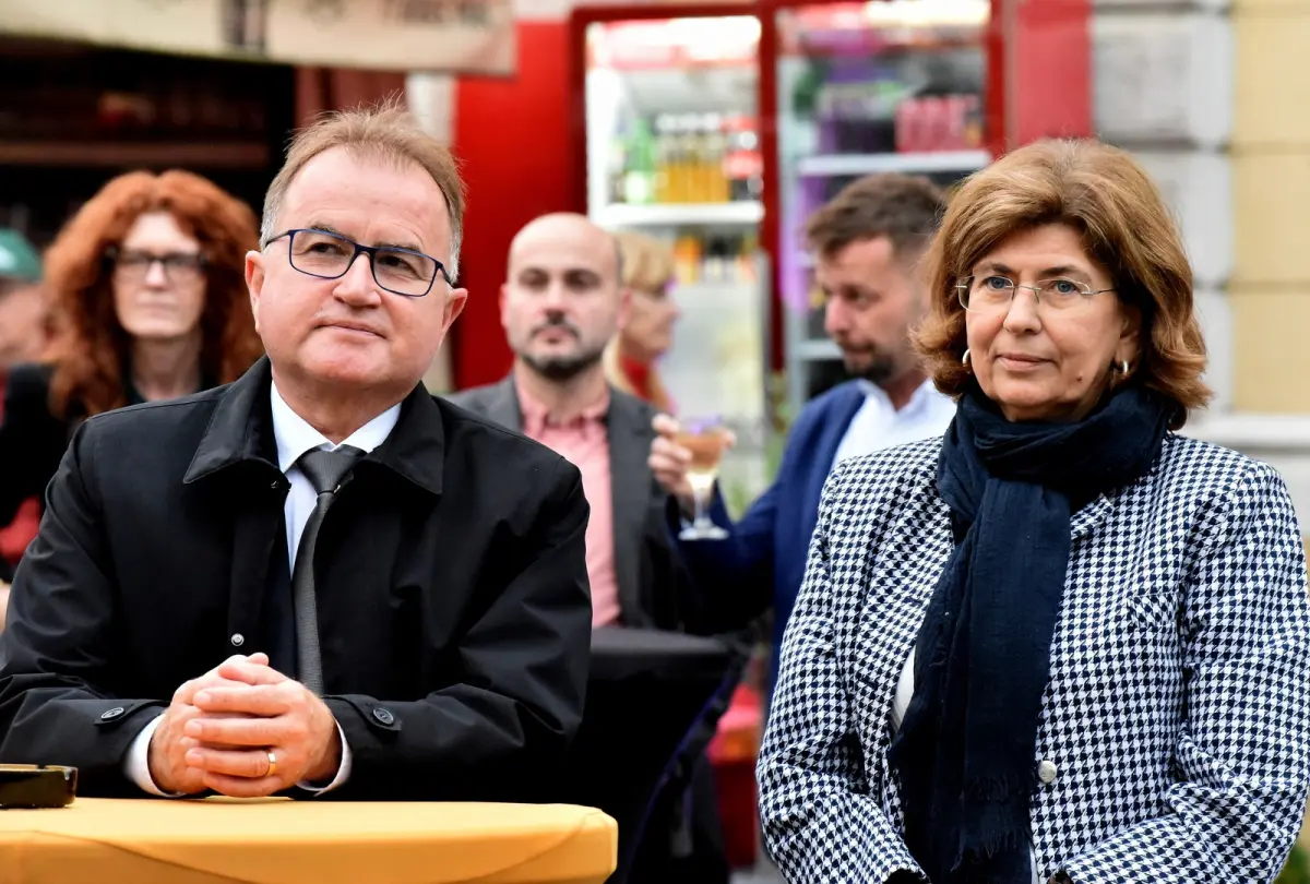 VBV_dan_9 (17) VBV_dan_9 (17)