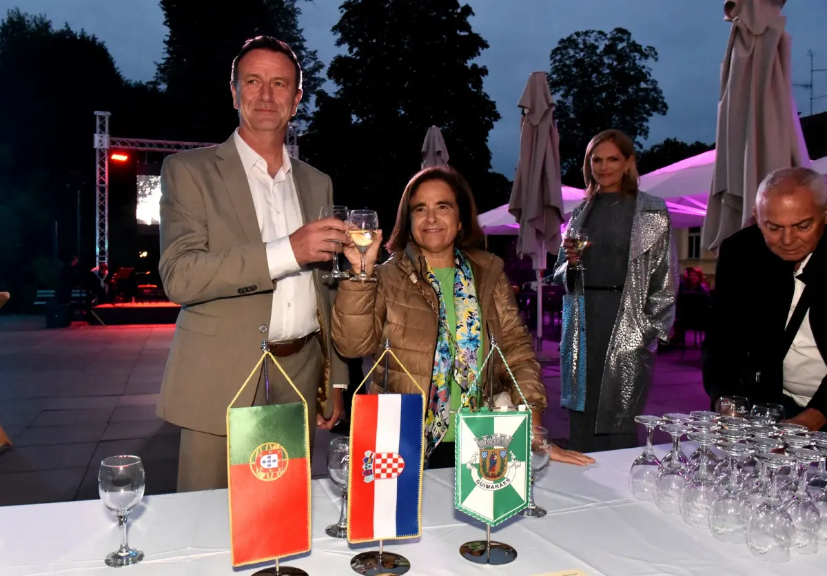 VBV_dan_9 (28) VBV_dan_9 (28)