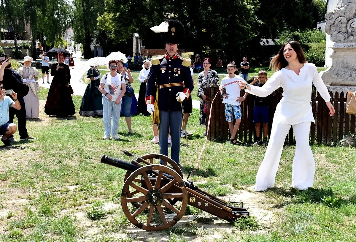 VGG PK Feel 2 romana rod