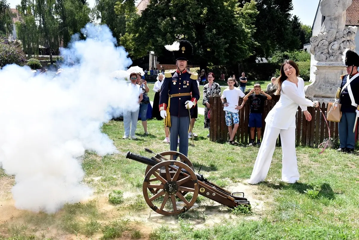 VGG PK Feel 3 romana rod