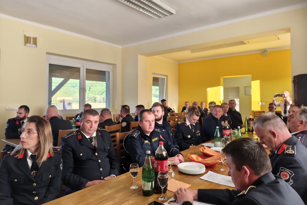 VZG NM, skupština (24)