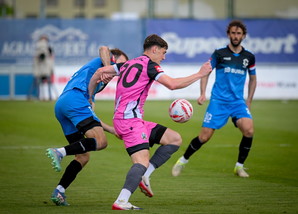 Varaždin lokomotiva hnl siniša sović (14) Varaždin lokomotiva hnl siniša sović (14)