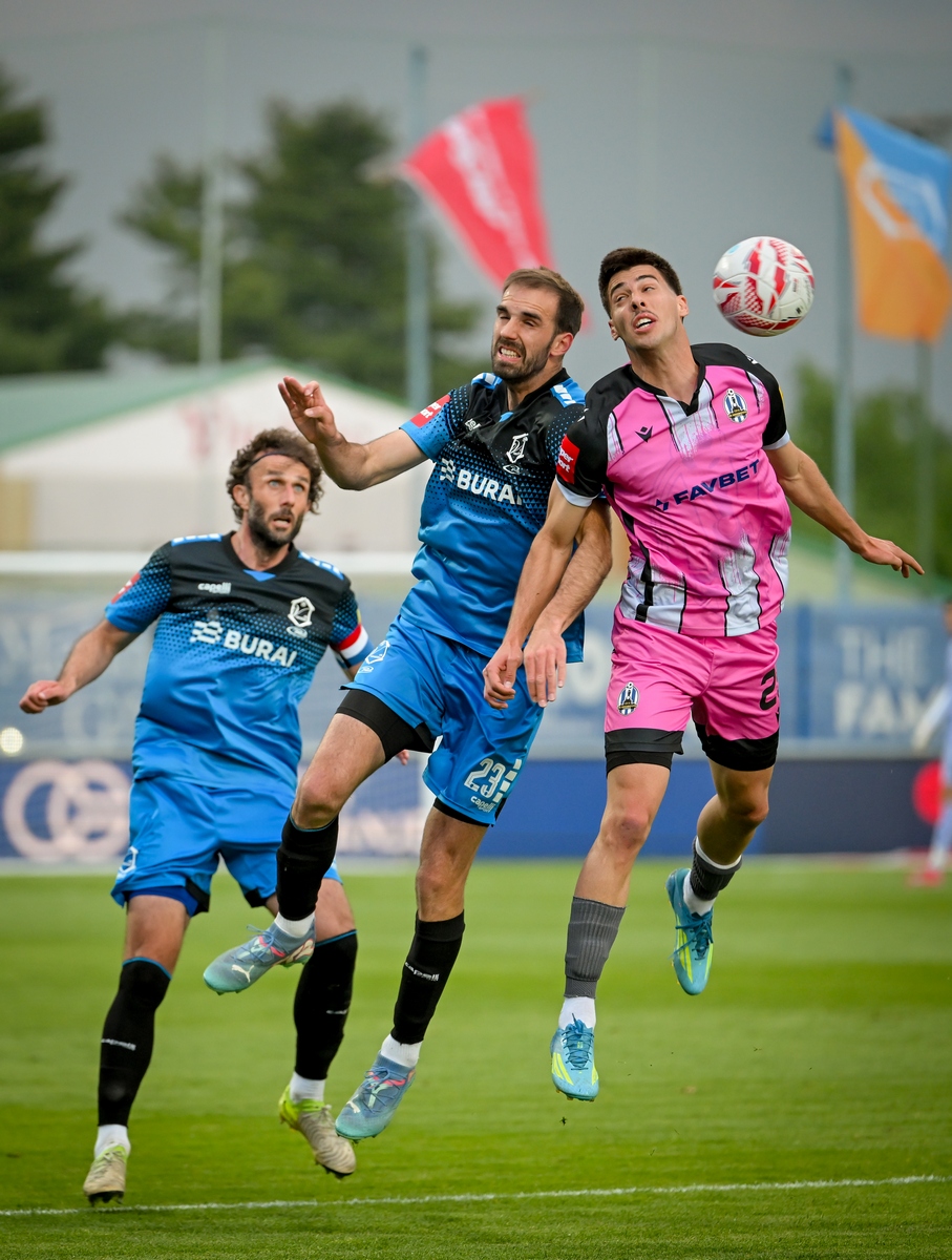 Varaždin lokomotiva hnl siniša sović (24) Varaždin lokomotiva hnl siniša sović (24)