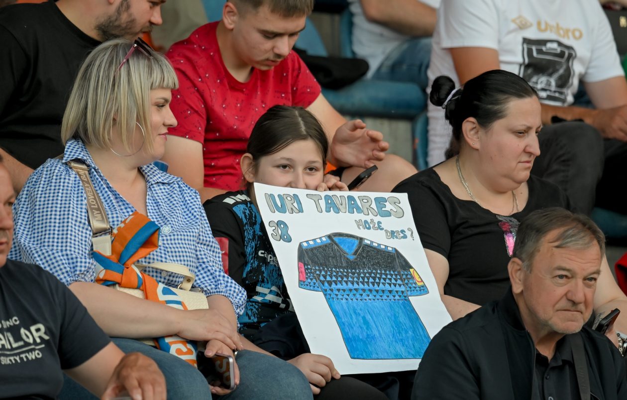 Varaždin lokomotiva hnl siniša sović (39) Varaždin lokomotiva hnl siniša sović (39)