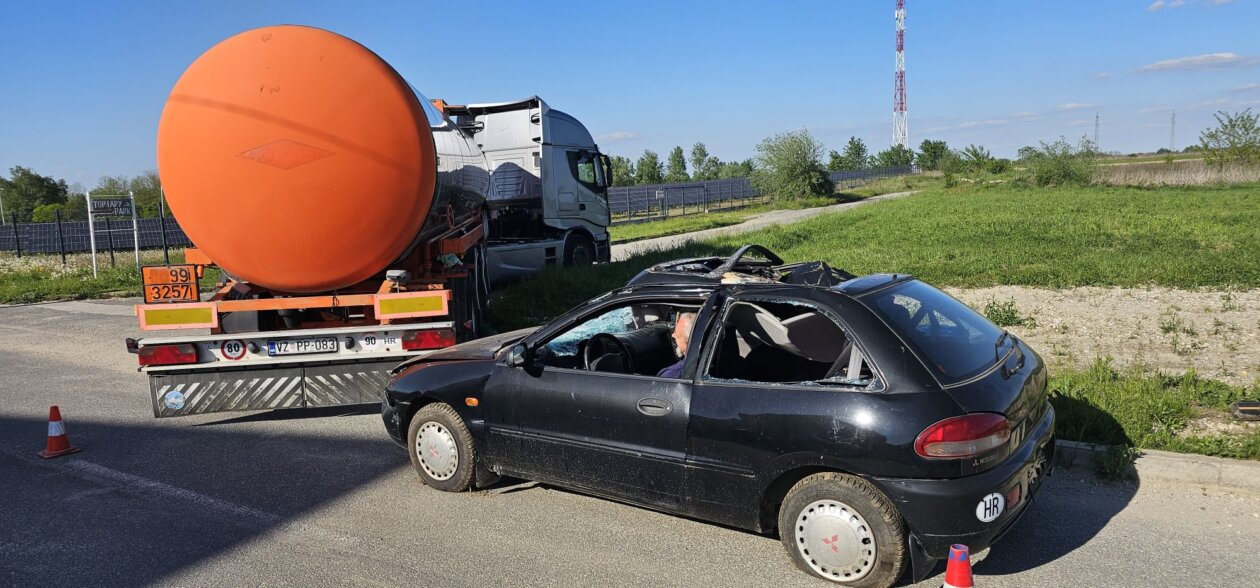 WhatsApp Image 2025-05-02 at 10.27.05