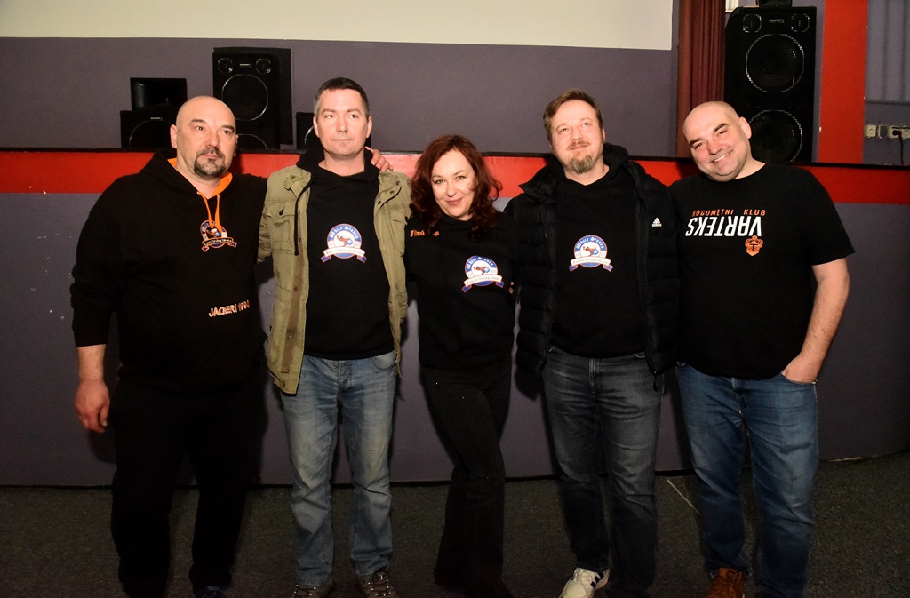 White Stones dokumentarac premijera foto Varaždinski hr (1) White Stones dokumentarac premijera foto Varaždinski hr (1)