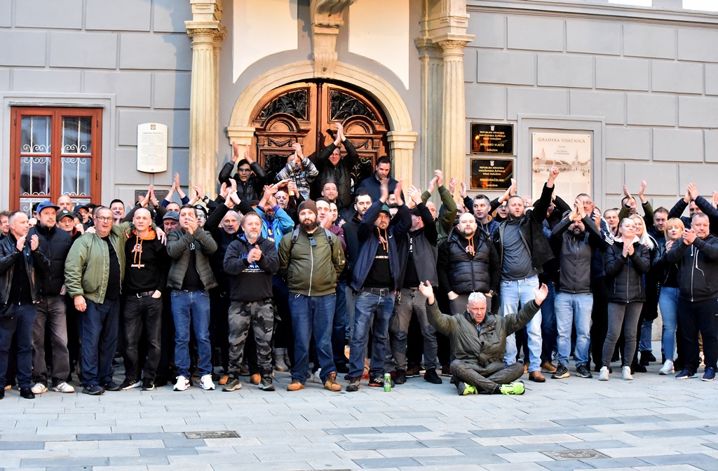 White Stones dokumentarac premijera foto Varaždinski hr (16) White Stones dokumentarac premijera foto Varaždinski hr (16)