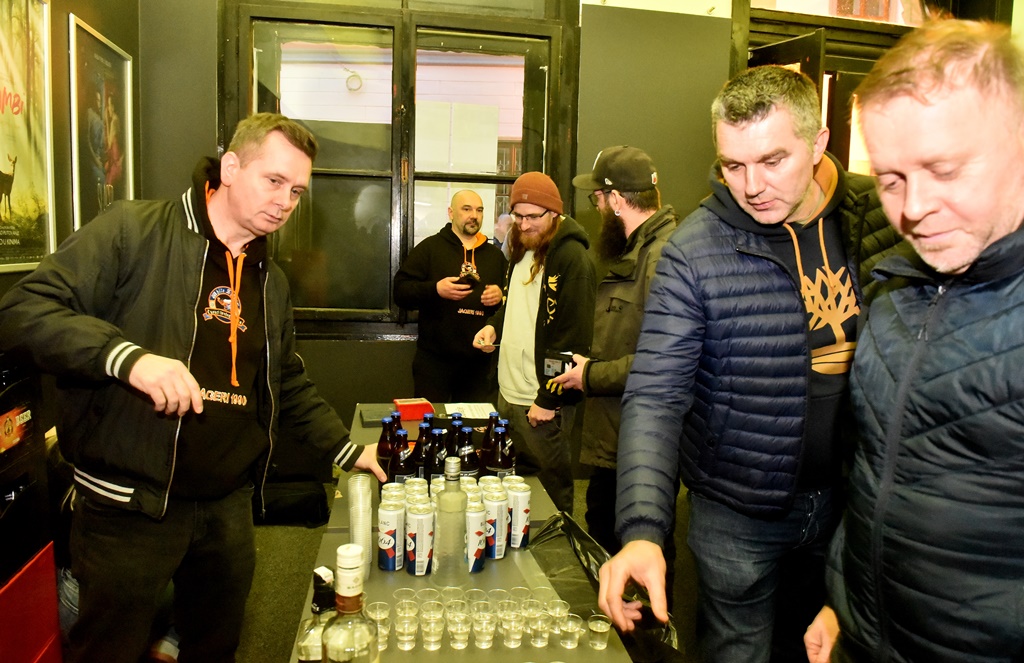 White Stones dokumentarac premijera foto Varaždinski hr (18) White Stones dokumentarac premijera foto Varaždinski hr (18)