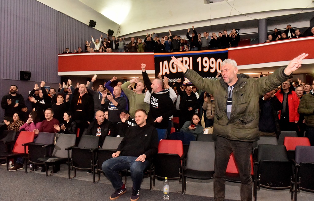 White Stones dokumentarac premijera foto Varaždinski hr (29) White Stones dokumentarac premijera foto Varaždinski hr (29)