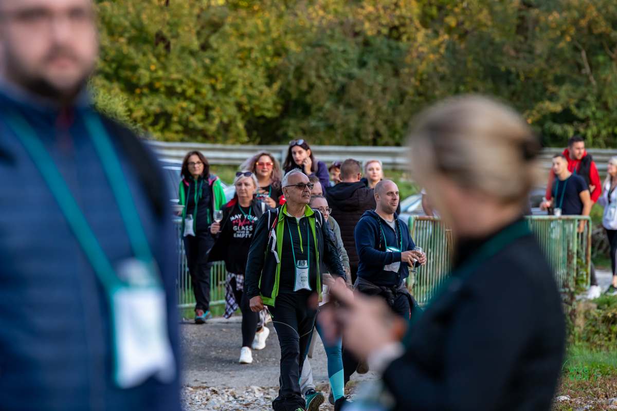 Wine & Walk Cestica foto – Spot doo (2) Wine & Walk Cestica foto – Spot doo (2)