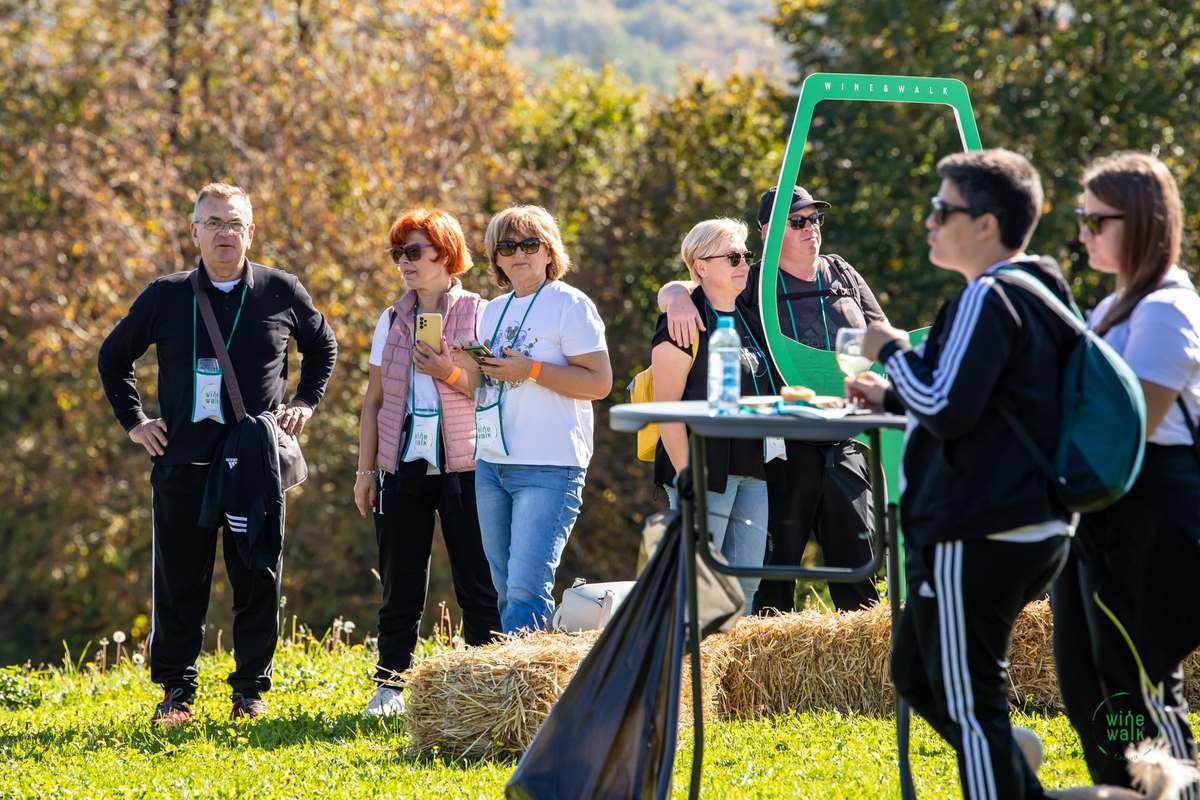 Wine & Walk Cestica foto – Spot doo (21) Wine & Walk Cestica foto – Spot doo (21)