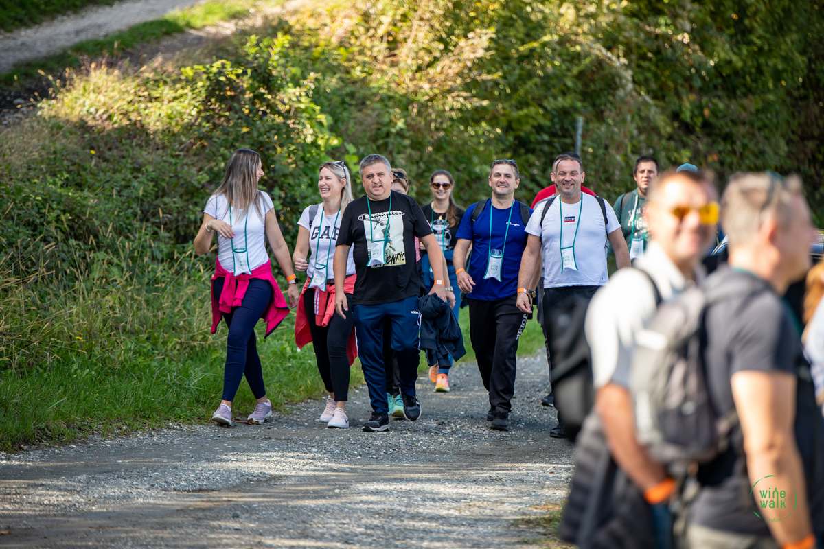 Wine & Walk Cestica foto – Spot doo (36) Wine & Walk Cestica foto – Spot doo (36)