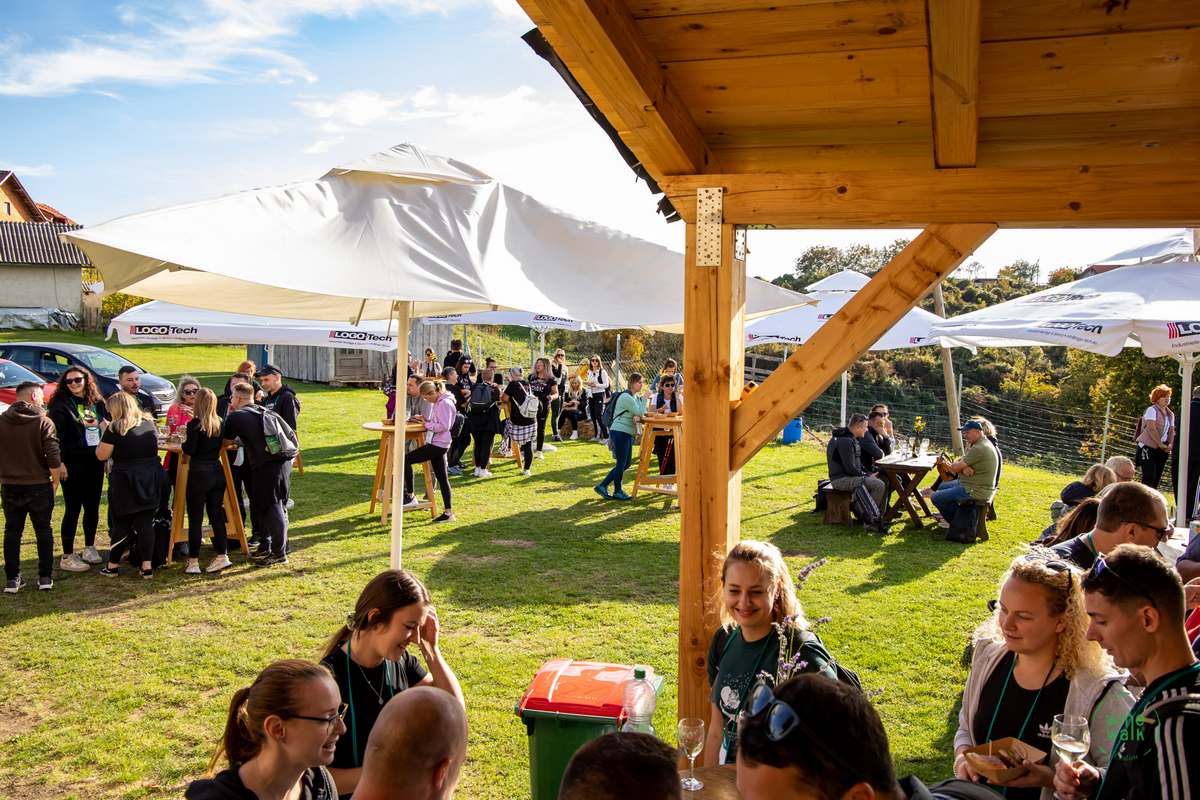 Wine & Walk Cestica foto – Spot doo (44) Wine & Walk Cestica foto – Spot doo (44)