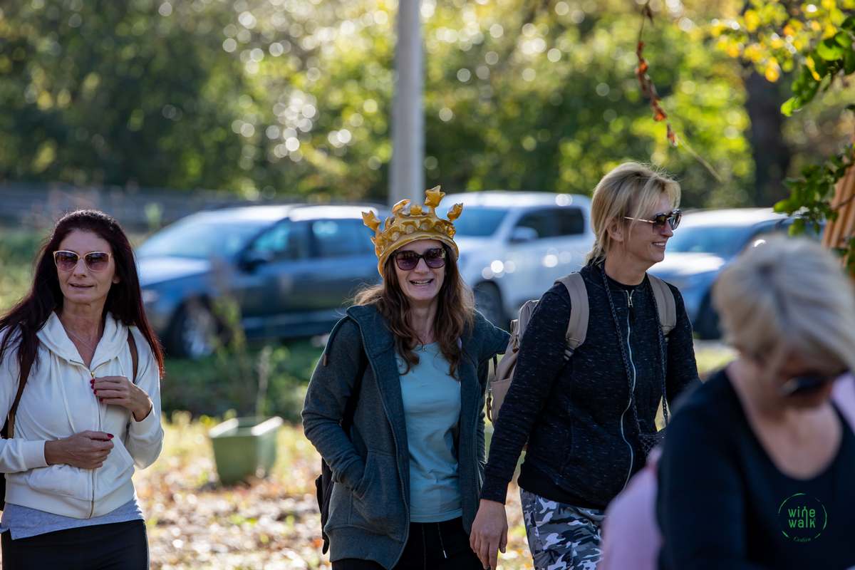 Wine & Walk Cestica foto – Spot doo (5) Wine & Walk Cestica foto – Spot doo (5)