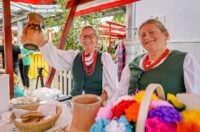 Zalogajček na placu Siniša Sović (18) Zalogajček na placu Siniša Sović (18)