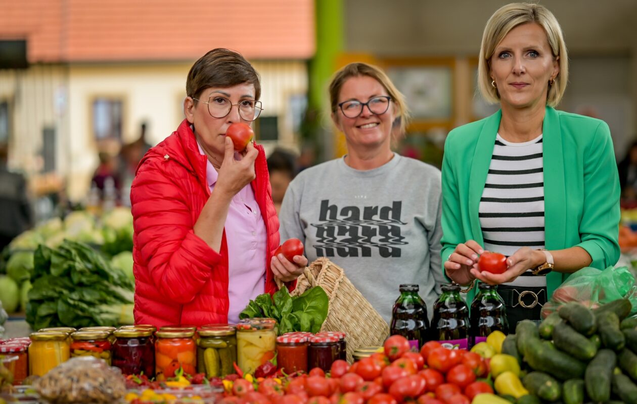 Zalogajček na placu Siniša Sović (4)