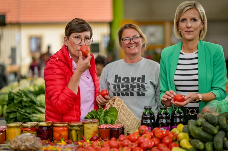 Zalogajček na placu Siniša Sović (4)