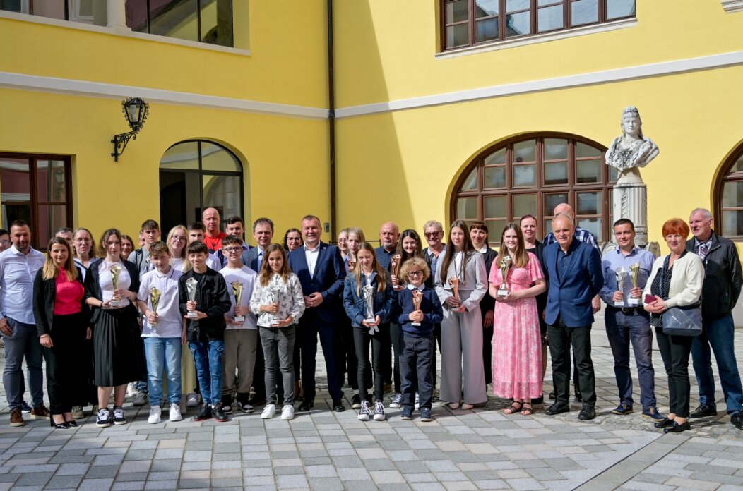 Zupanija_sahisti (39) Zupanija_sahisti (39)