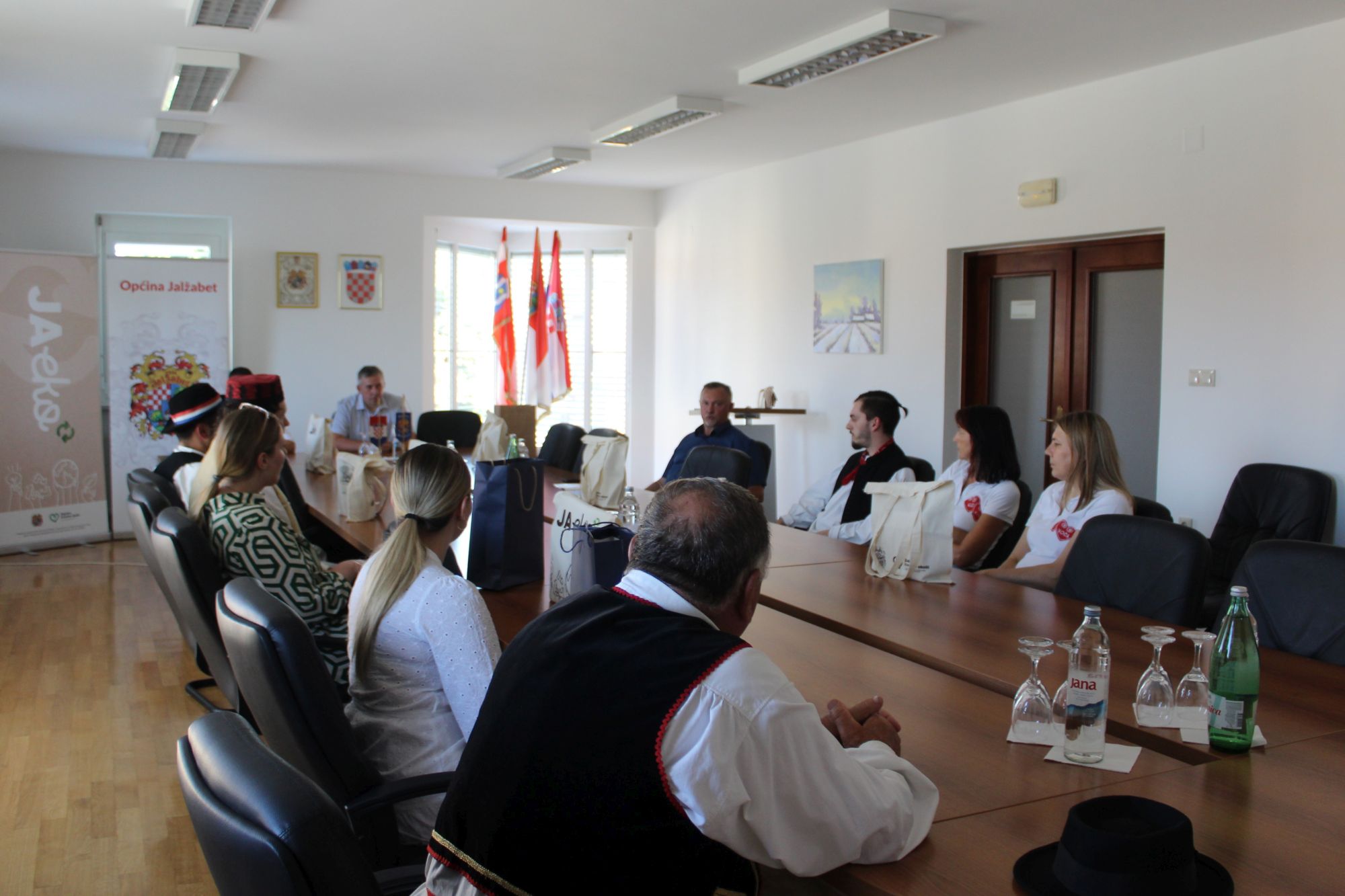 Image 5764569 (auto)