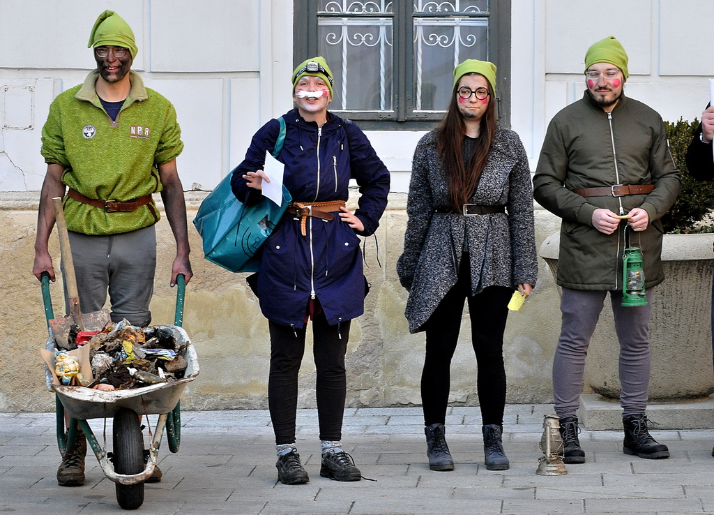 Varaždinsko smeće, patuljci, maškare