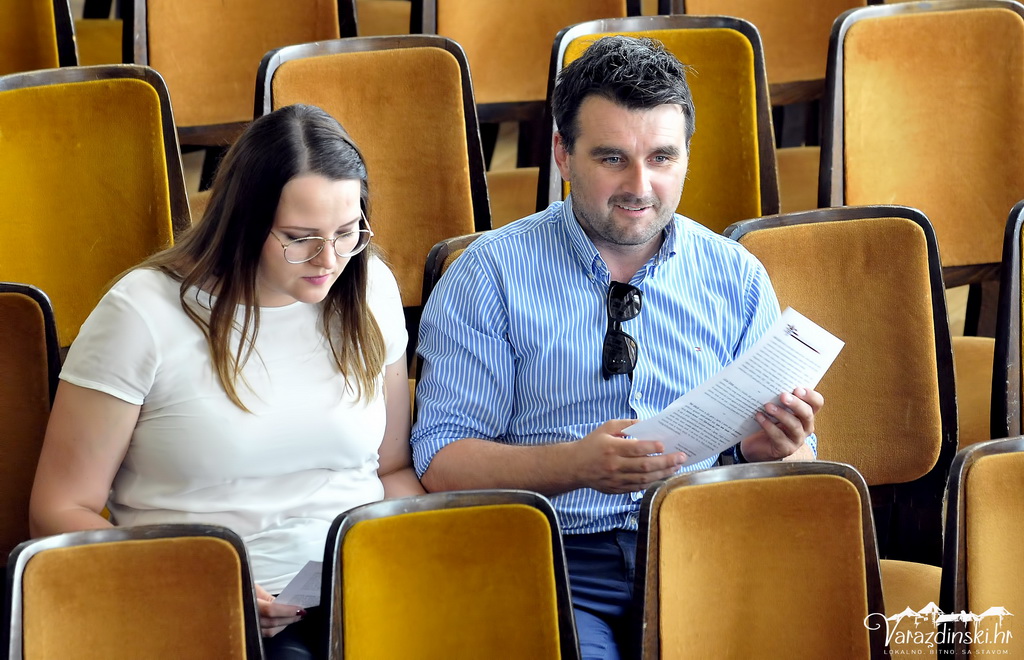 Image 3704335 (auto)